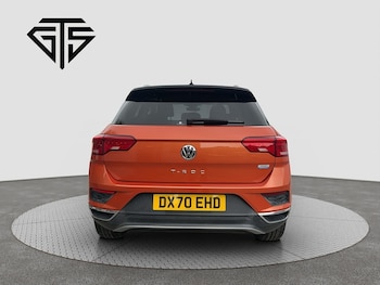Used Volkswagen T-Roc 2020 for sale - 78986600: Photo