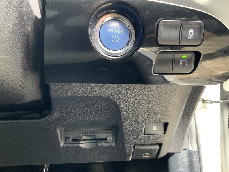 Used Toyota Prius 2024 for sale - 76047081: Photo 12