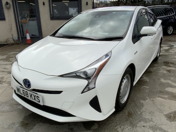 Used Toyota Prius 2024 for sale - 76047081: Photo 3