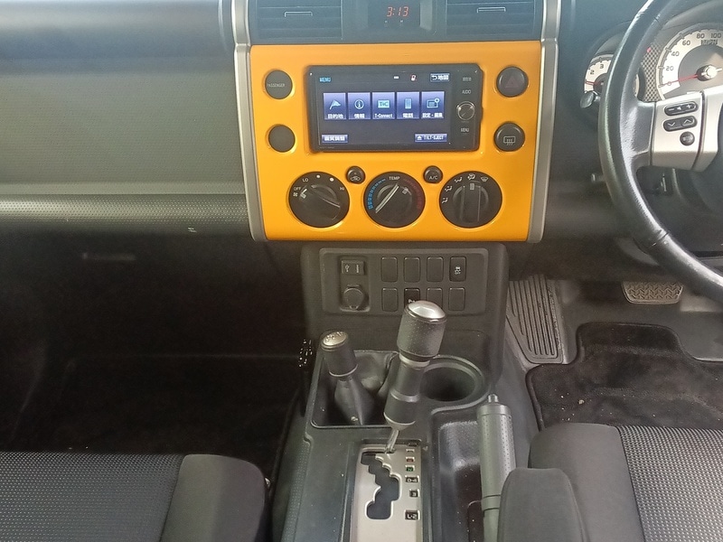 Used Toyota FJ Cruiser for sale - 76383155: Photo 12