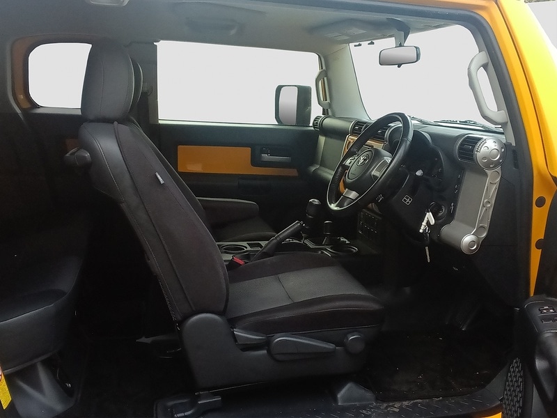 Used Toyota FJ Cruiser for sale - 76383155: Photo 9