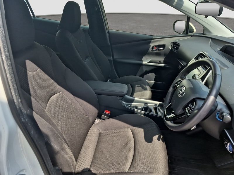 Used Toyota Prius 2025 for sale - 76047060: Photo 11