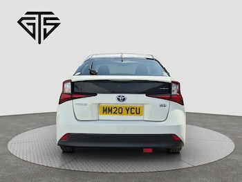 Used Toyota Prius 2025 for sale - 76047060: Photo 4