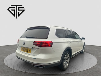 Used Volkswagen Passat 2018 for sale - 78712137: Photo