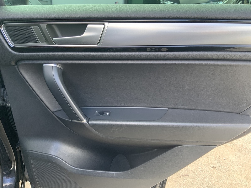 Used Volkswagen Touareg 2014 for sale - 76047026: Photo 14