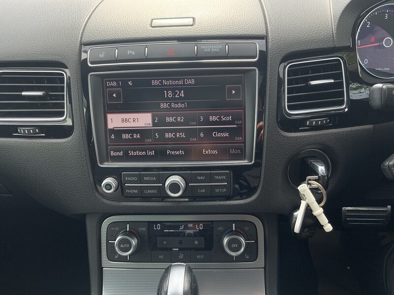 Used Volkswagen Touareg 2014 for sale - 76047026: Photo 42