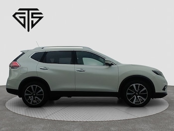 Used Nissan X-Trail 2016 for sale - 76418011: Photo