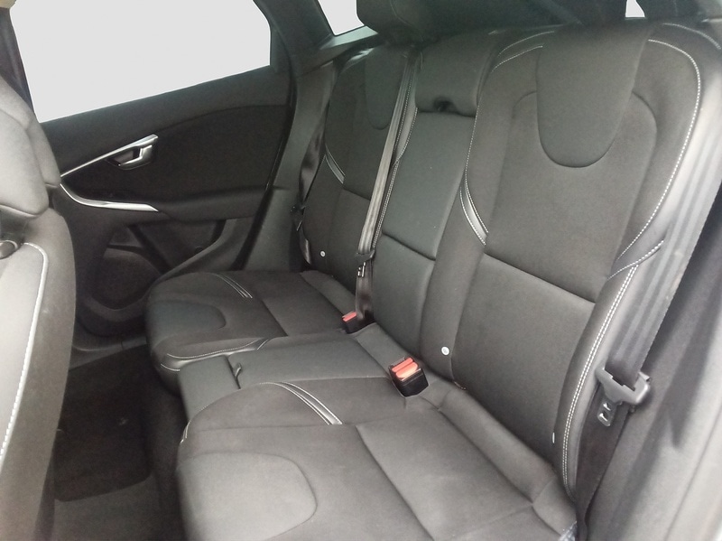 Used Volvo V40 2017 for sale - 76582967: Photo 15