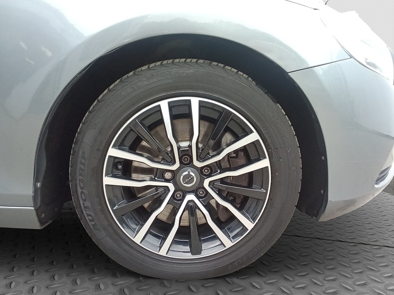 Used Volvo V40 2017 for sale - 76582967: Photo 20