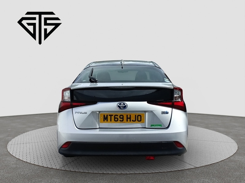 Used Toyota Prius 2025 for sale - 76047061: Photo 4