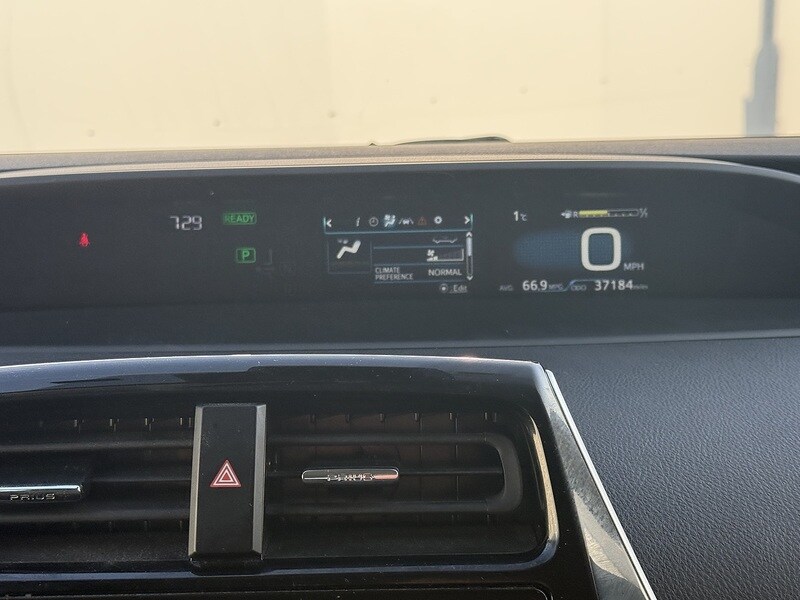 Used Toyota Prius 2025 for sale - 76047122: Photo 27