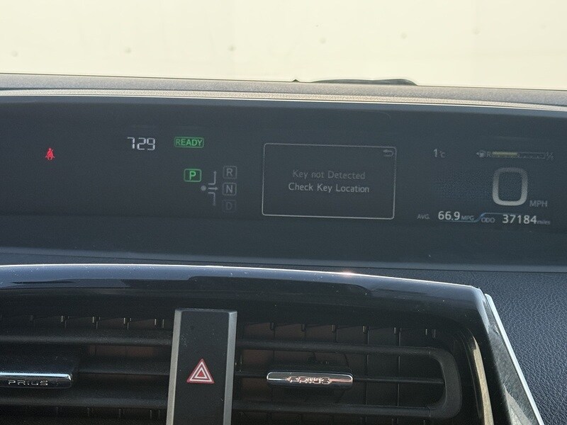 Used Toyota Prius 2025 for sale - 76047122: Photo 28
