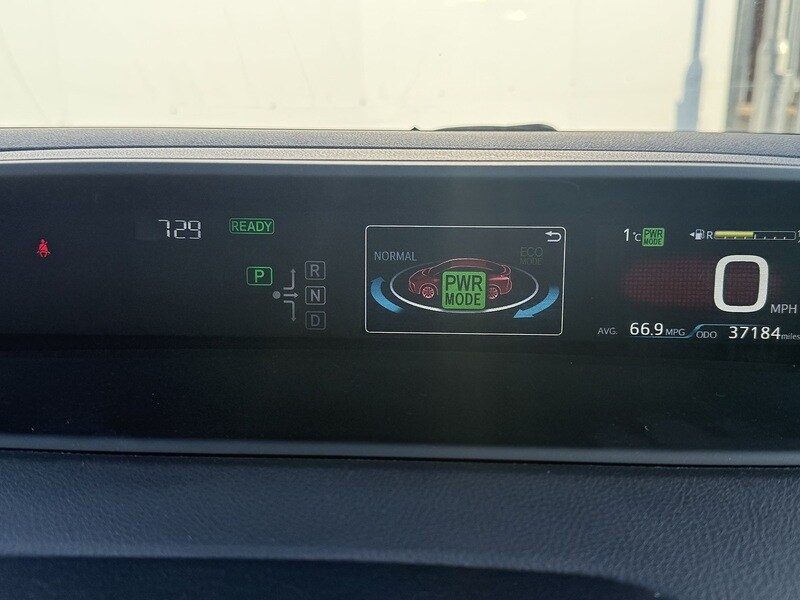 Used Toyota Prius 2025 for sale - 76047122: Photo 35