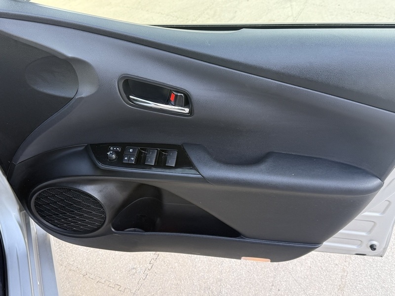 Used Toyota Prius 2025 for sale - 76047122: Photo 9