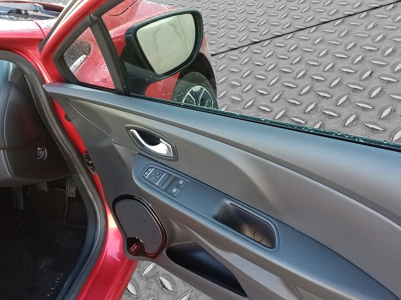 Used Renault Clio 2019 for sale - 76413343: Photo 14