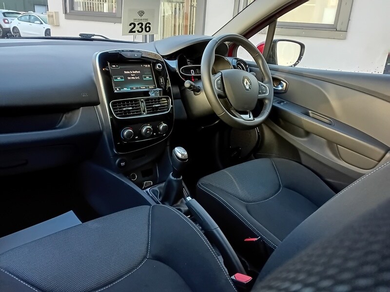 Used Renault Clio 2019 for sale - 76413343: Photo 36