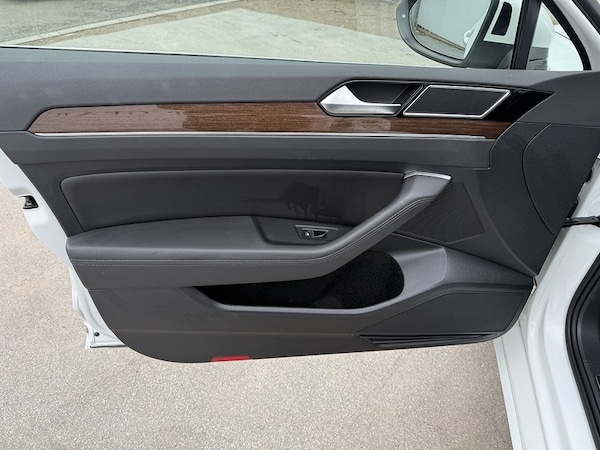 Used Volkswagen Passat 2025 for sale - 74360742: Photo 30