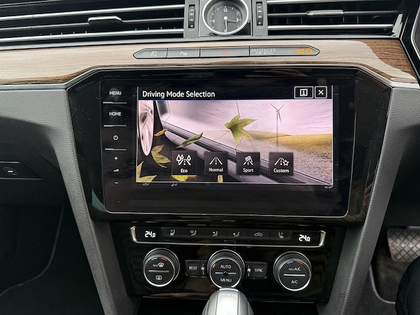 Used Volkswagen Passat 2025 for sale - 74360742: Photo 54