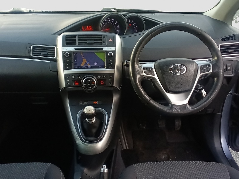 Used Toyota Verso 2013 for sale - 76426349: Photo 11