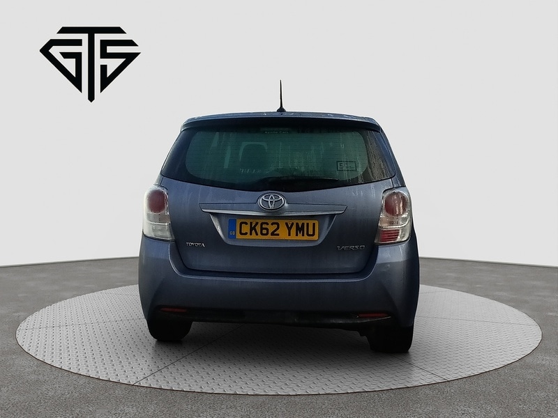 Used Toyota Verso 2013 for sale - 76426349: Photo 6