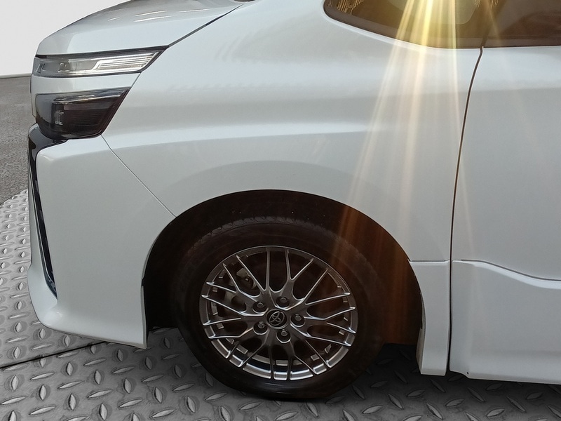 Used Toyota Noah 2025 for sale - 77162037: Photo 24