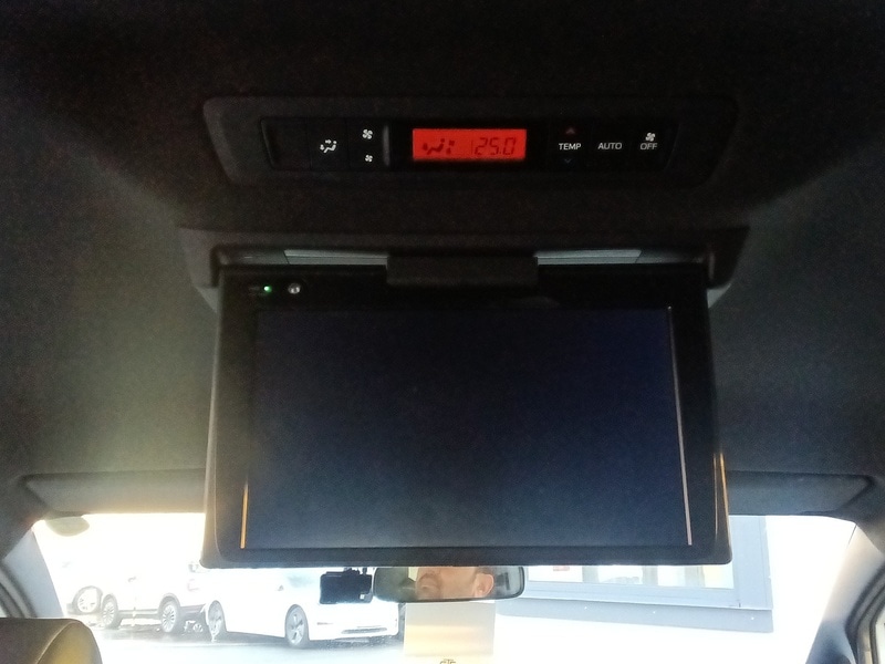 Used Toyota Noah 2025 for sale - 77162037: Photo 25