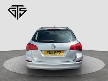 Used Vauxhall Astra 2011 for sale - 75440562: Photo