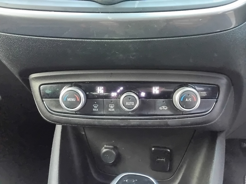 Used Vauxhall Crossland X 2018 for sale - 76482553: Photo 29