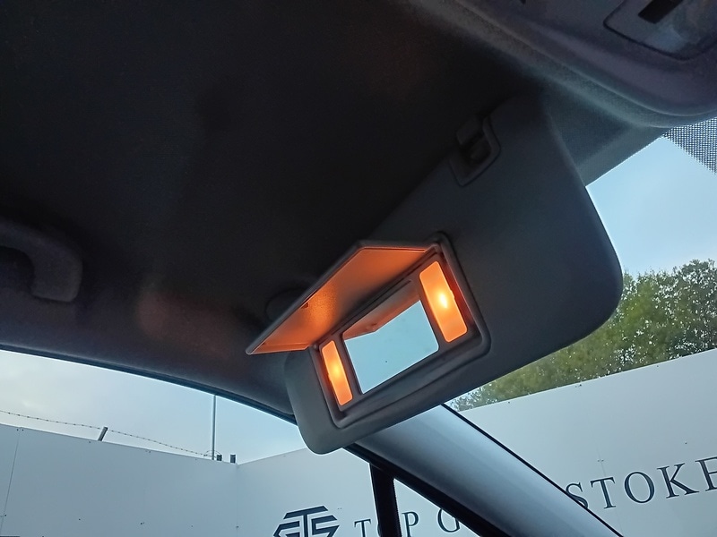 Used Vauxhall Crossland X 2018 for sale - 76482553: Photo 38