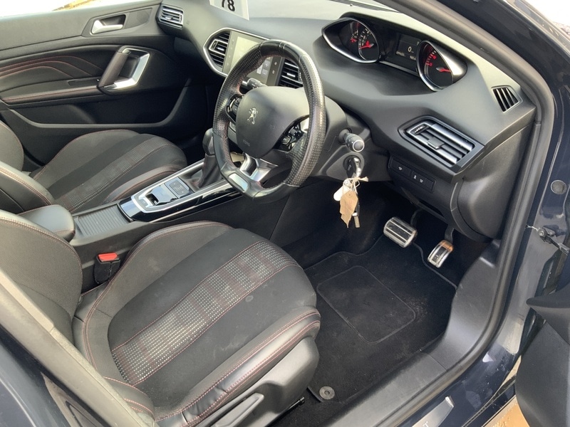 Used Peugeot 308 2016 for sale - 76047053: Photo 11