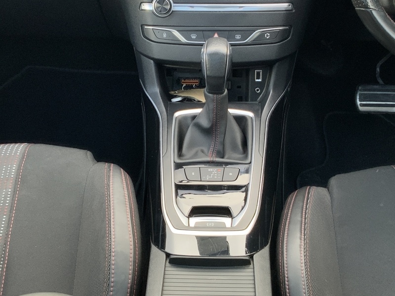 Used Peugeot 308 2016 for sale - 76047053: Photo 19