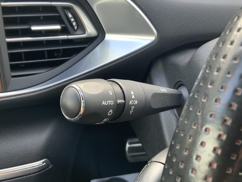 Used Peugeot 308 2016 for sale - 76047053: Photo 33