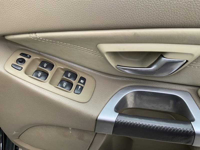 Used Volvo XC90 2012 for sale - 76047063: Photo 10