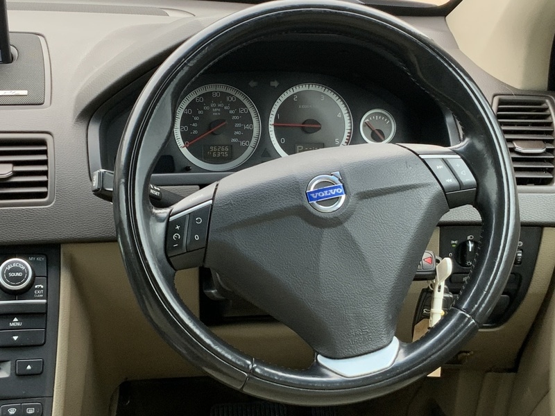 Used Volvo XC90 2012 for sale - 76047063: Photo 19