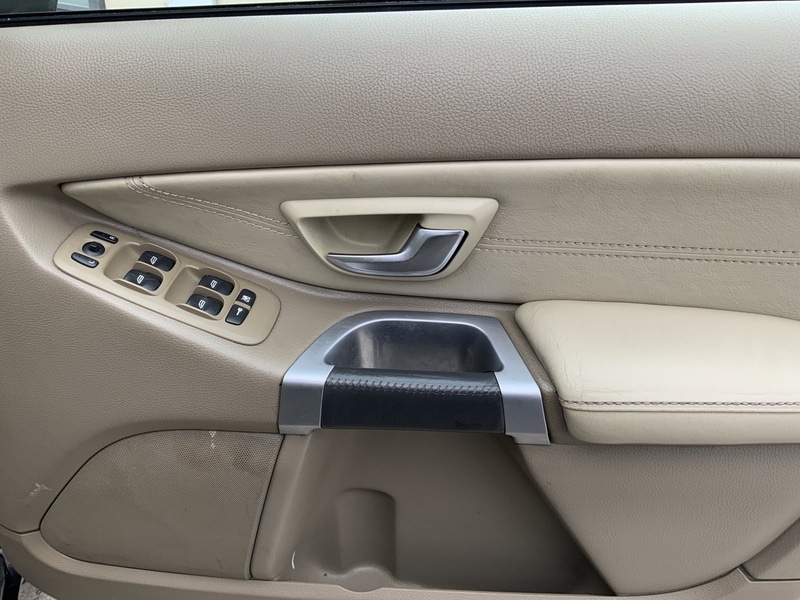 Used Volvo XC90 2012 for sale - 76047063: Photo 9