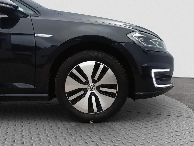 Used Volkswagen Golf 2019 for sale - 76505603: Photo 23