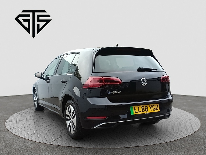 Used Volkswagen Golf 2019 for sale - 76505603: Photo 5