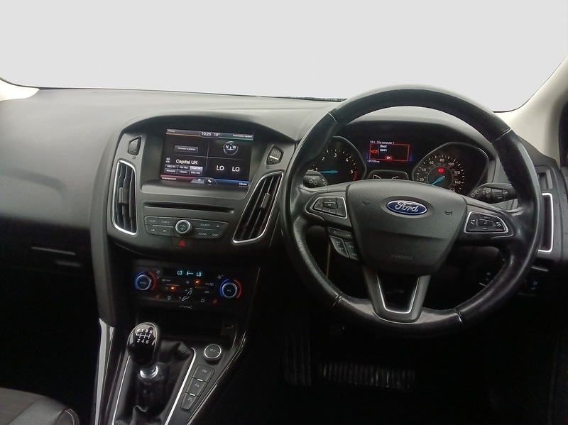 Used Ford Focus 2015 for sale - 76320069: Photo 11