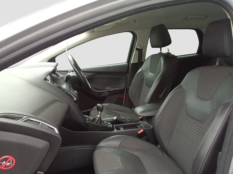 Used Ford Focus 2015 for sale - 76320069: Photo 14