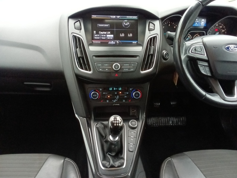 Used Ford Focus 2015 for sale - 76320069: Photo 15