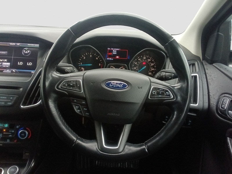 Used Ford Focus 2015 for sale - 76320069: Photo 9