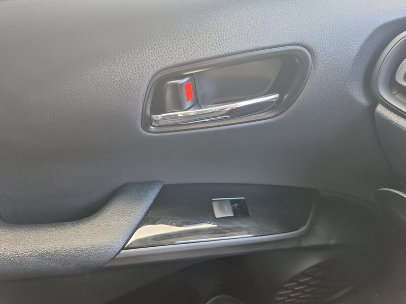 Used Toyota Prius 2025 for sale - 76047078: Photo 17