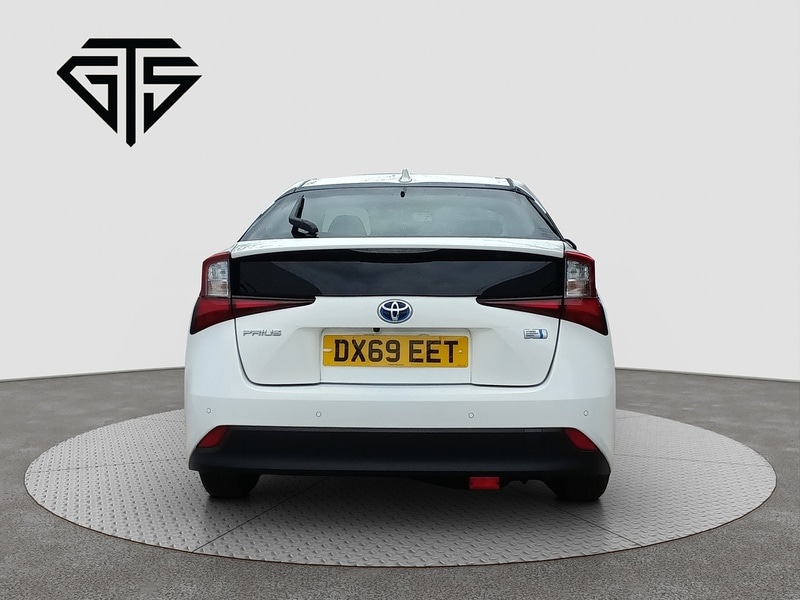 Used Toyota Prius 2025 for sale - 76093015: Photo 4