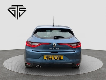 Used Renault Megane 2017 for sale - 78712080: Photo
