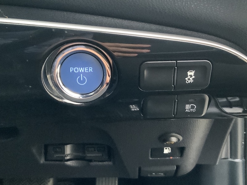 Used Toyota Prius 2020 for sale - 76047013: Photo 29