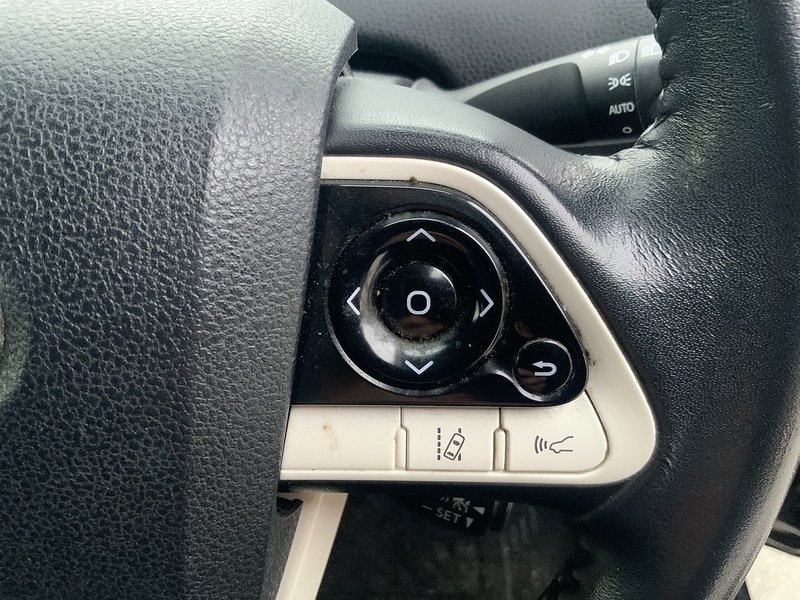 Used Toyota Prius 2020 for sale - 76047013: Photo 32