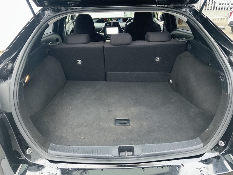 Used Toyota Prius 2020 for sale - 76047013: Photo 45