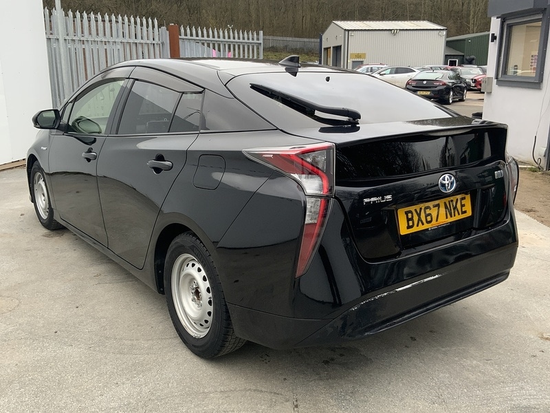 Used Toyota Prius 2020 for sale - 76047013: Photo 5