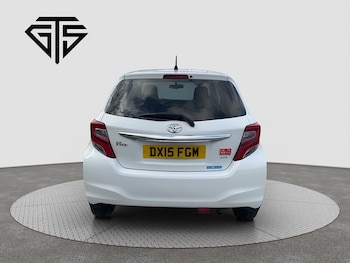 Used Toyota Yaris 2015 for sale - 78711210: Photo