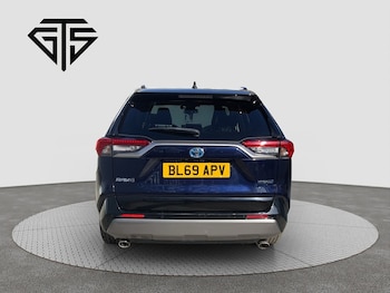 Used Toyota RAV4 2019 for sale - 78712211: Photo